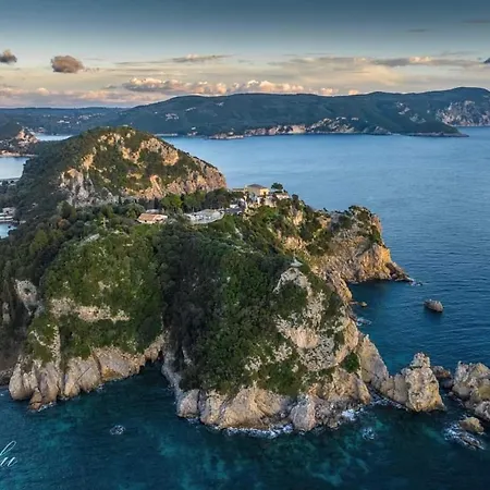 Rena With Sea View Апарт-отель Палеокастрица